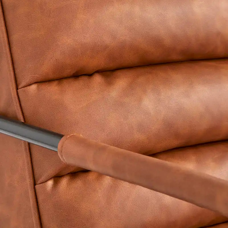 Fauteuil simple dans le salon