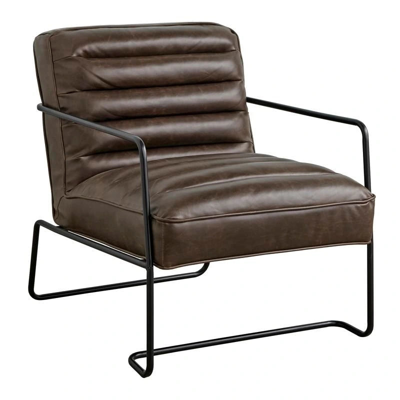 Fauteuil simple dans le salon