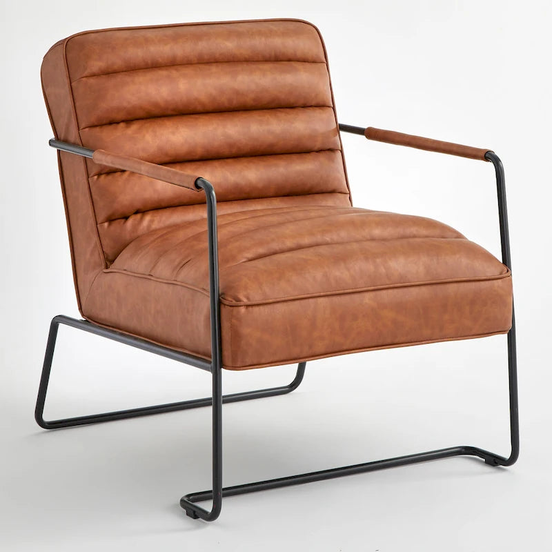 Fauteuil simple dans le salon